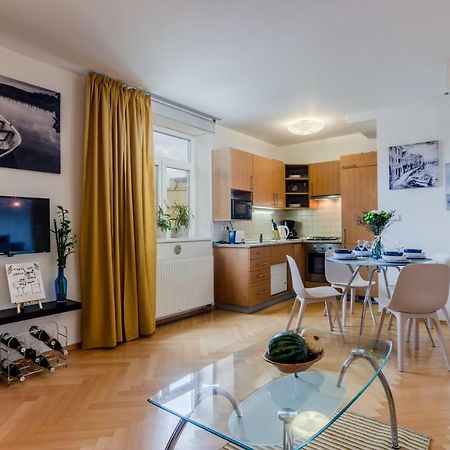 Prague 1 Sunny Apt With Terrace By Michal&Friends Экстерьер фото